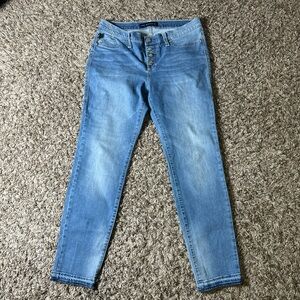 Rock & Republic Women’s Skinny Jenas Size 12 Blue Wash Button Fly Stretch Denim